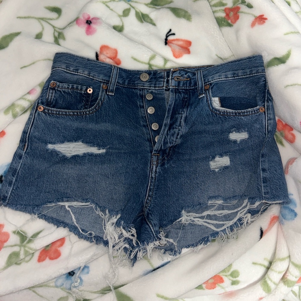 Aeropostale Distressed Blue Jean Boyfriend Short